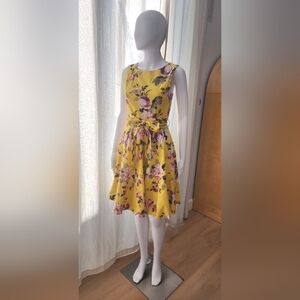 NWT Vintage Flower Yellow Midi Dress!